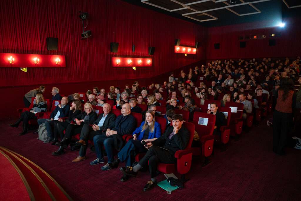 Still from Eröffnung der Duisburger Filmwoche 2025